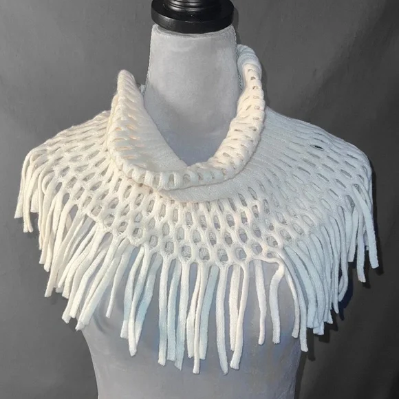Cream Open Weave Infinity Scarf - Picture 1 of 6